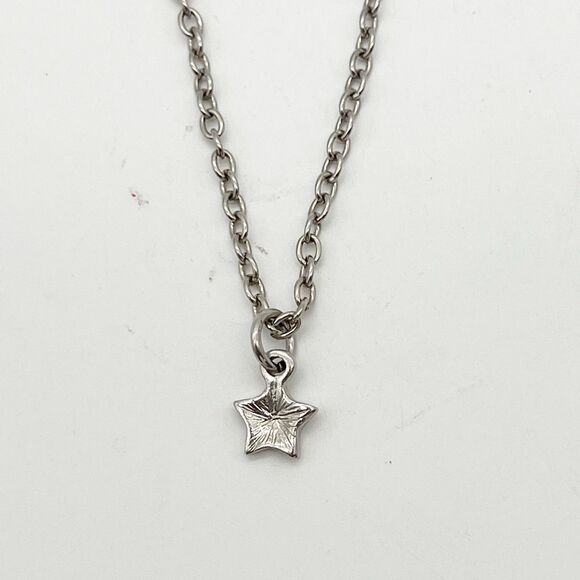 Silver Tone Dainty Star Charm Fashion Necklace 16” To 18” - Picture 4 of 6